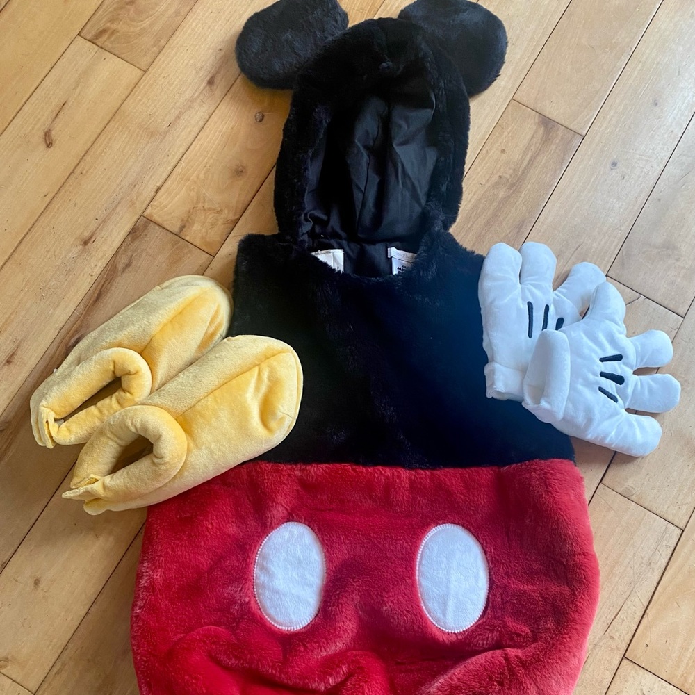 Pottery Barn Mickey Mouse Costume! Hard to find